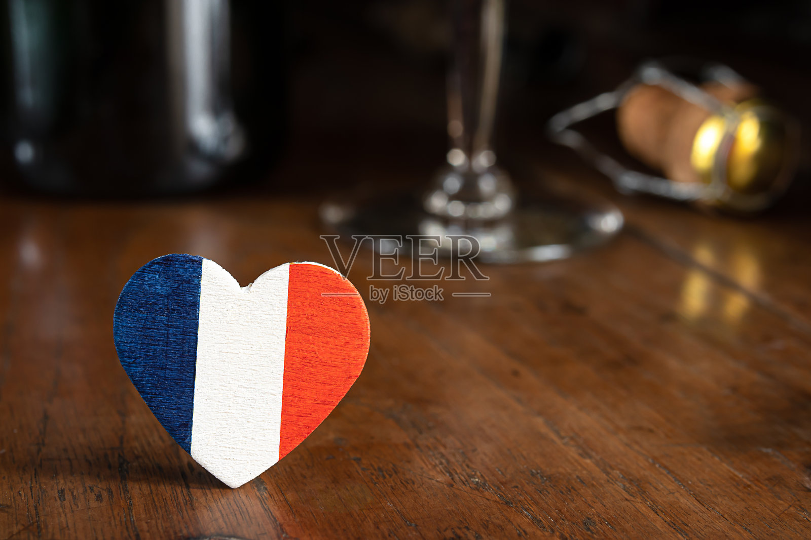 一颗法国三色的心照片摄影图片