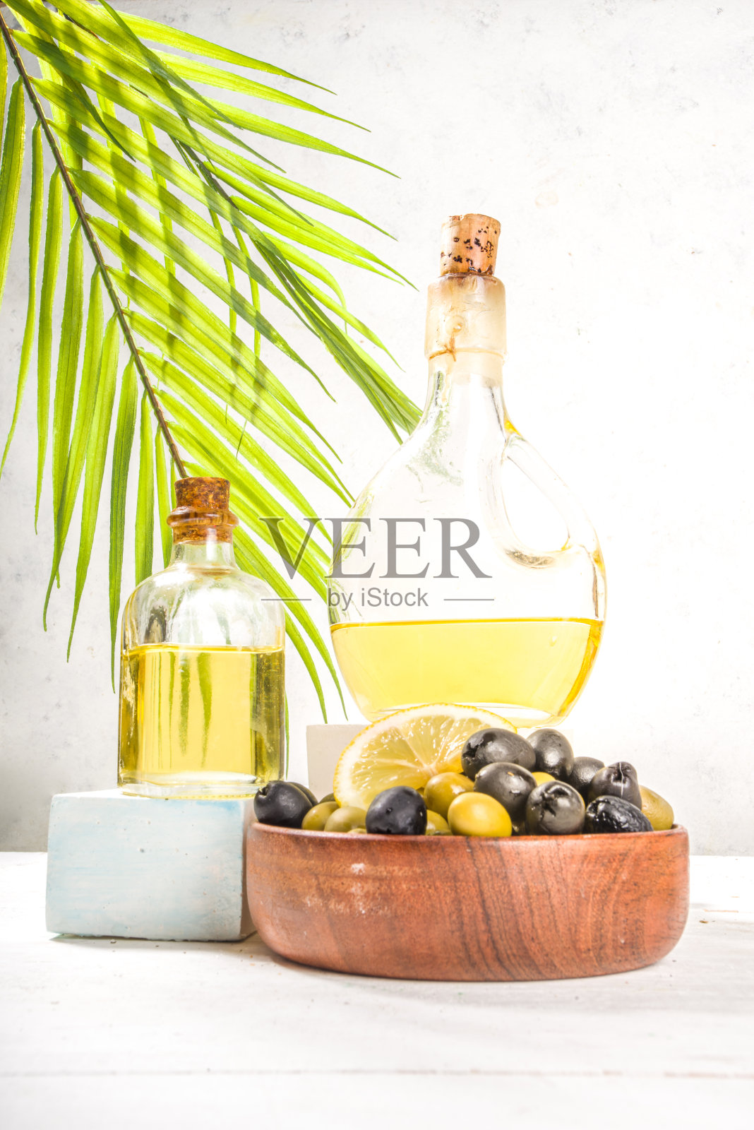 橄榄油拌橄榄照片摄影图片