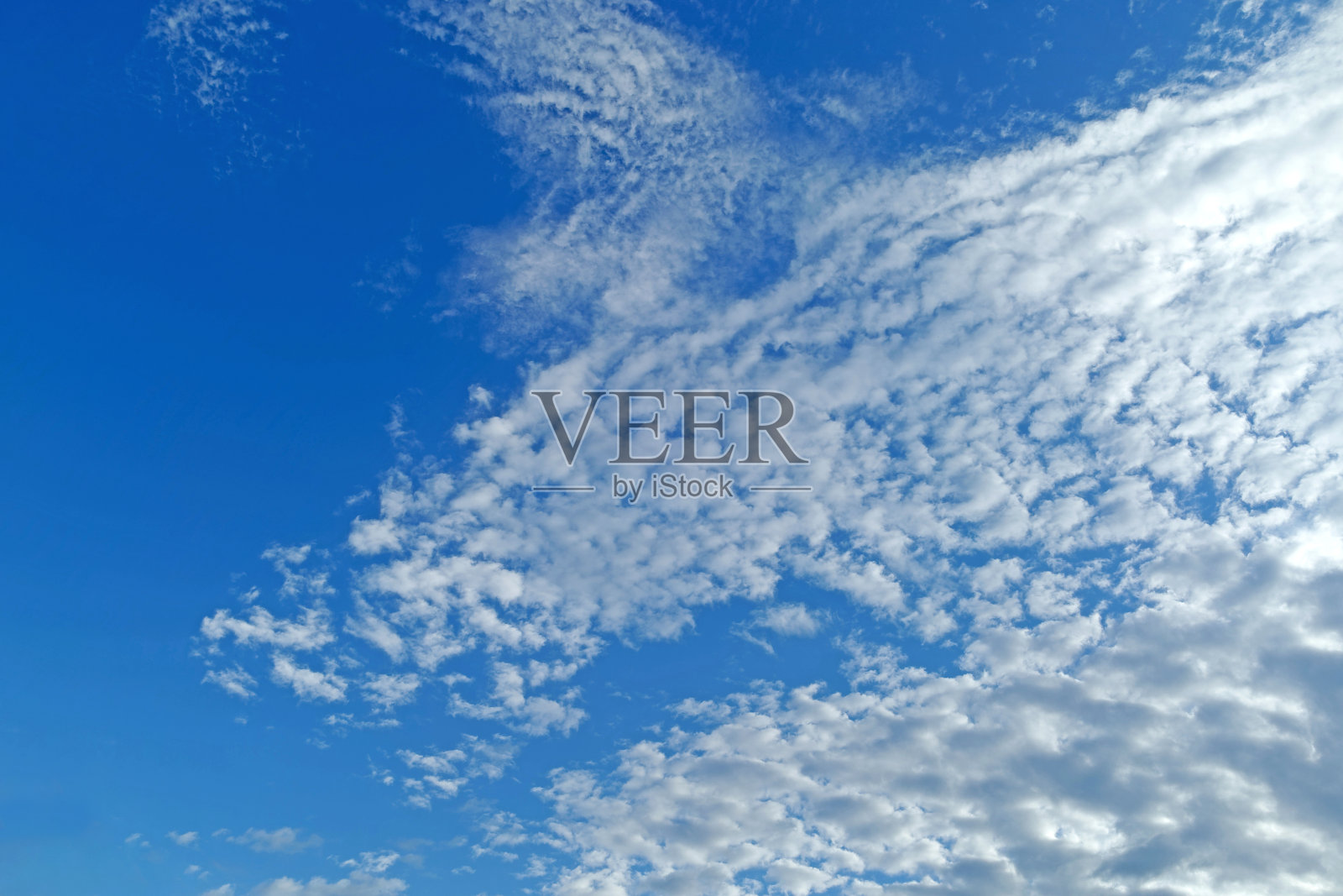 蓬松的白云照片摄影图片