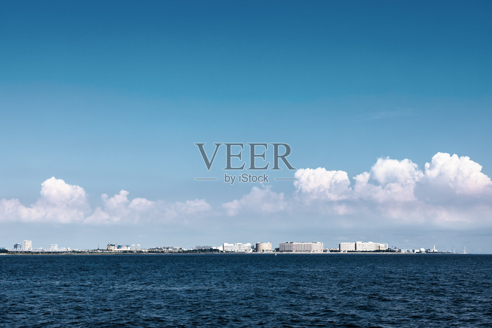 从海边公园看浦康一侧的海岸4照片摄影图片