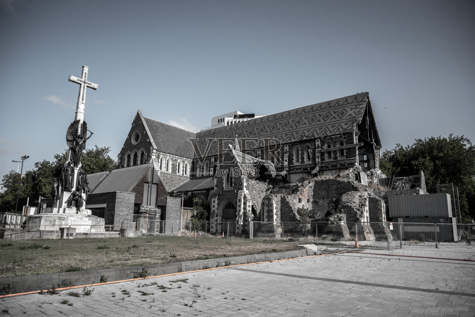 2011年新西兰基督城地震后著名的大教堂废墟照片摄影图片