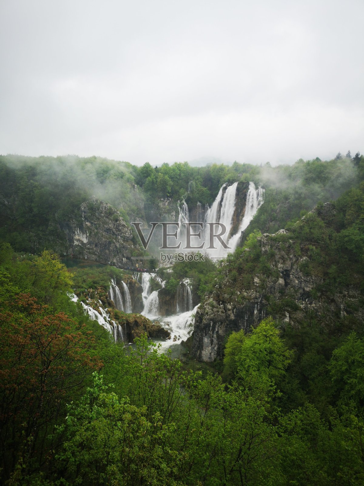 特湖泊瀑布照片摄影图片