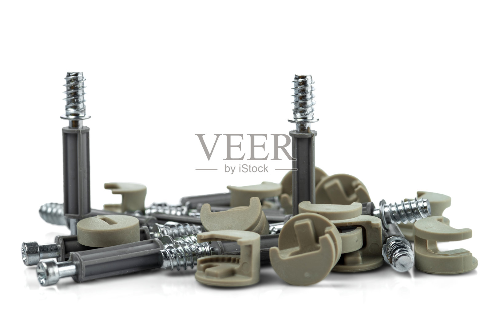 一串用各种材料组装家具的配件。照片摄影图片