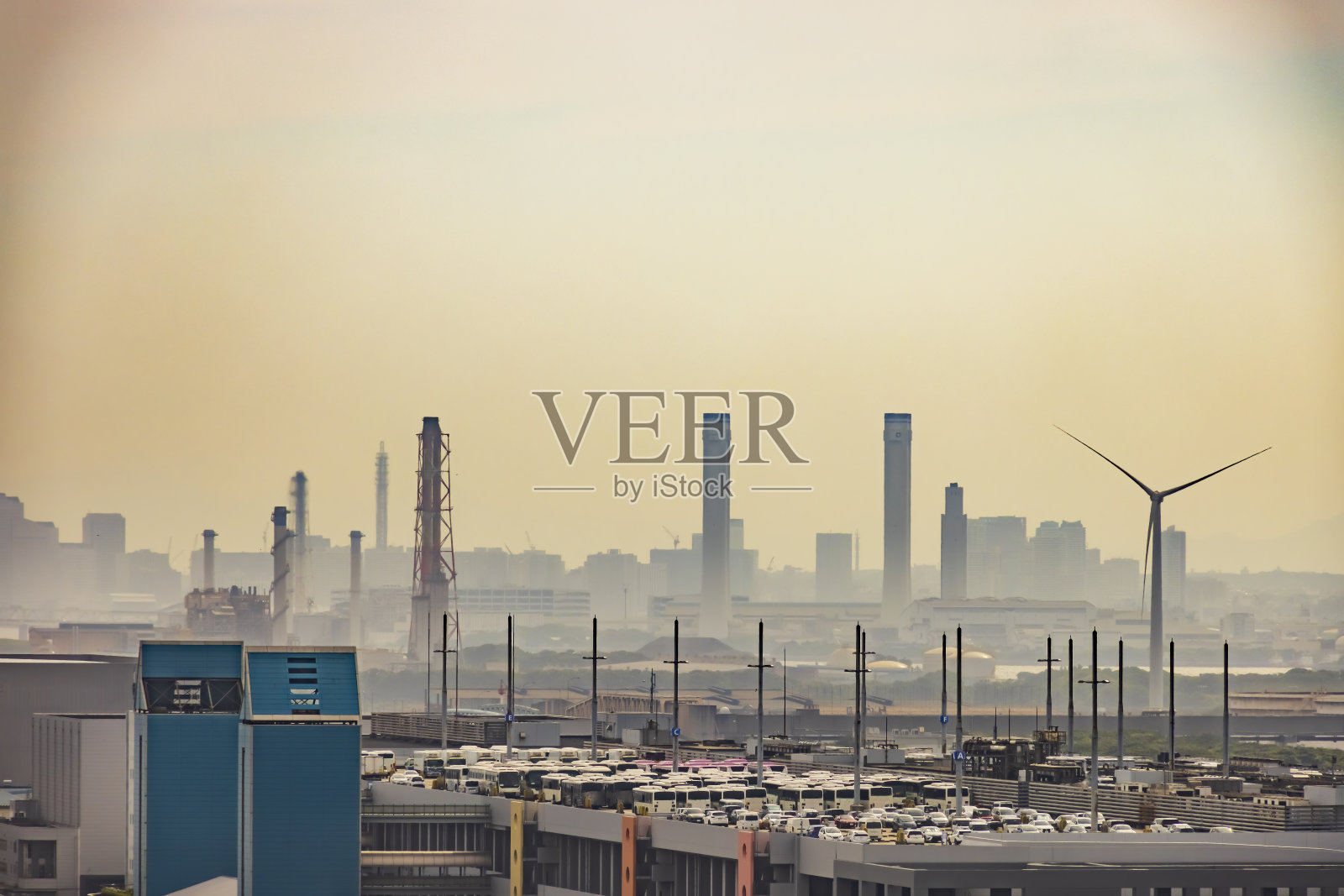 从川崎工业区看城市照片摄影图片