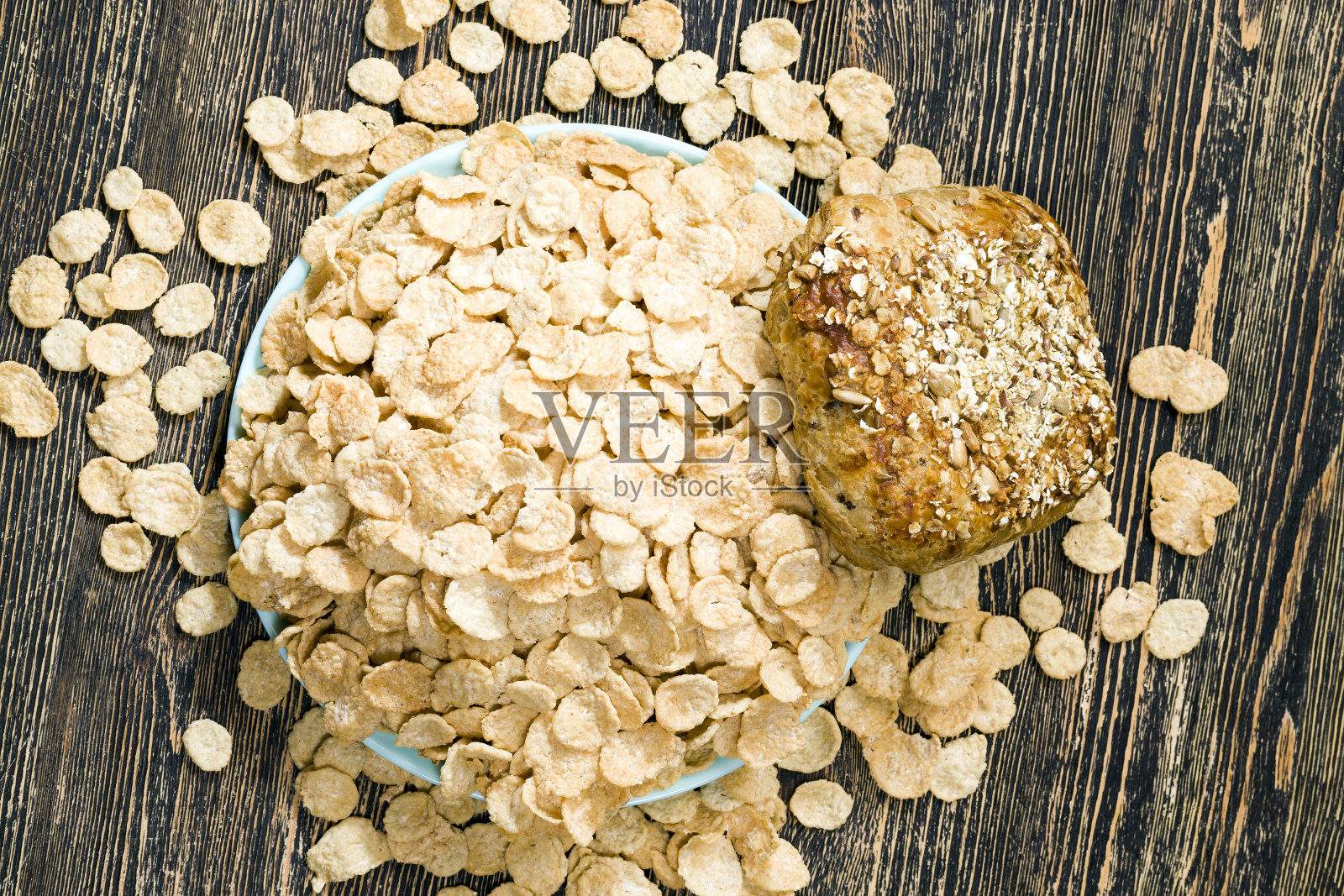 由各种面粉制成，包括玉米和燕麦照片摄影图片