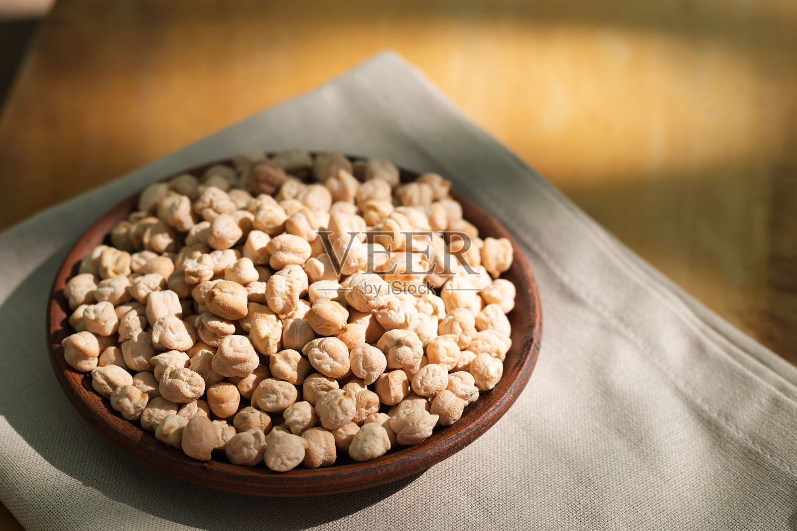 鹰嘴豆羊肉，或鹰嘴豆，它也栽培鹰嘴豆和羊肉是豆科的草本植物，一种豆科作物。照片摄影图片