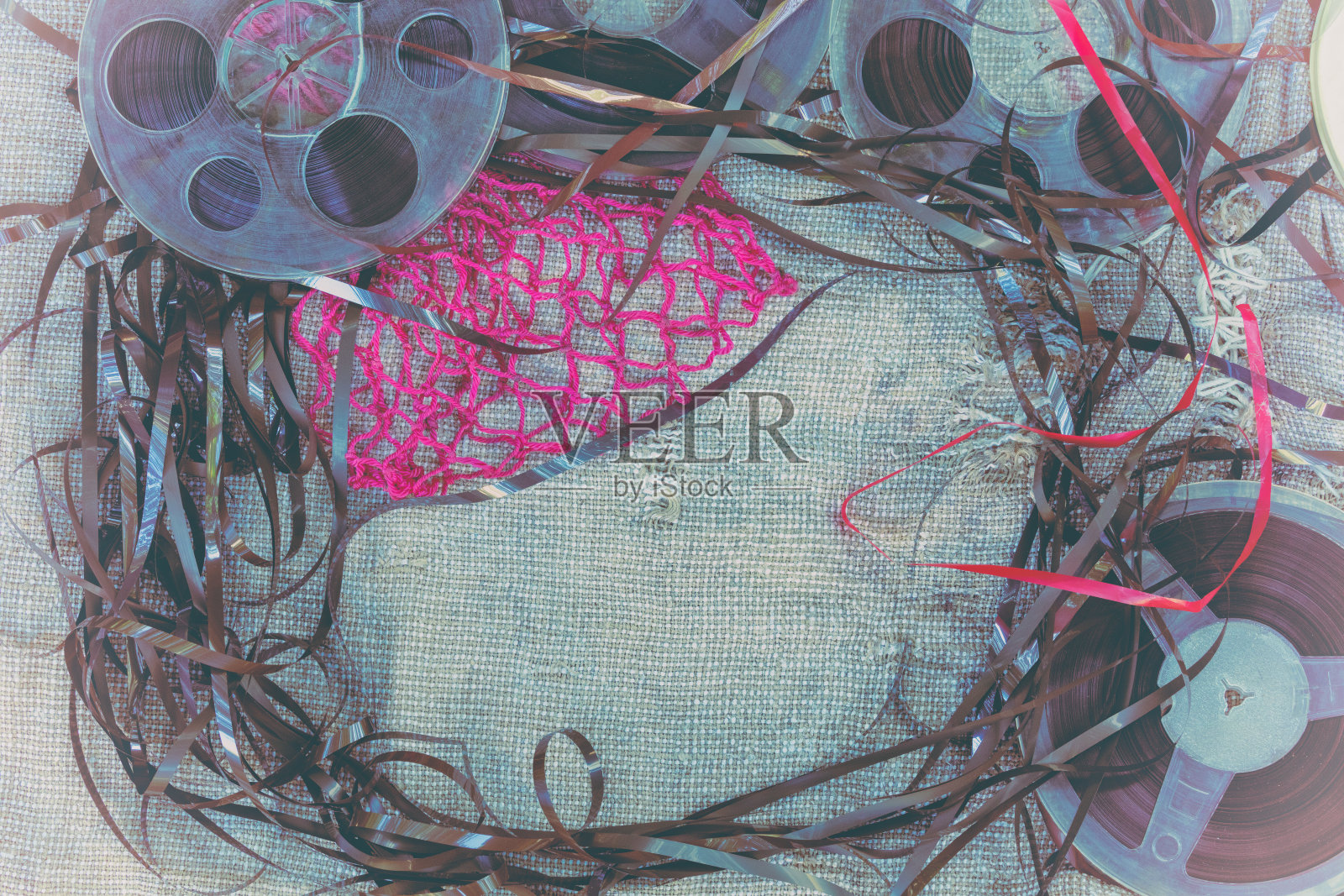 抽象的复古磁带和旧磁带轴的组成照片摄影图片