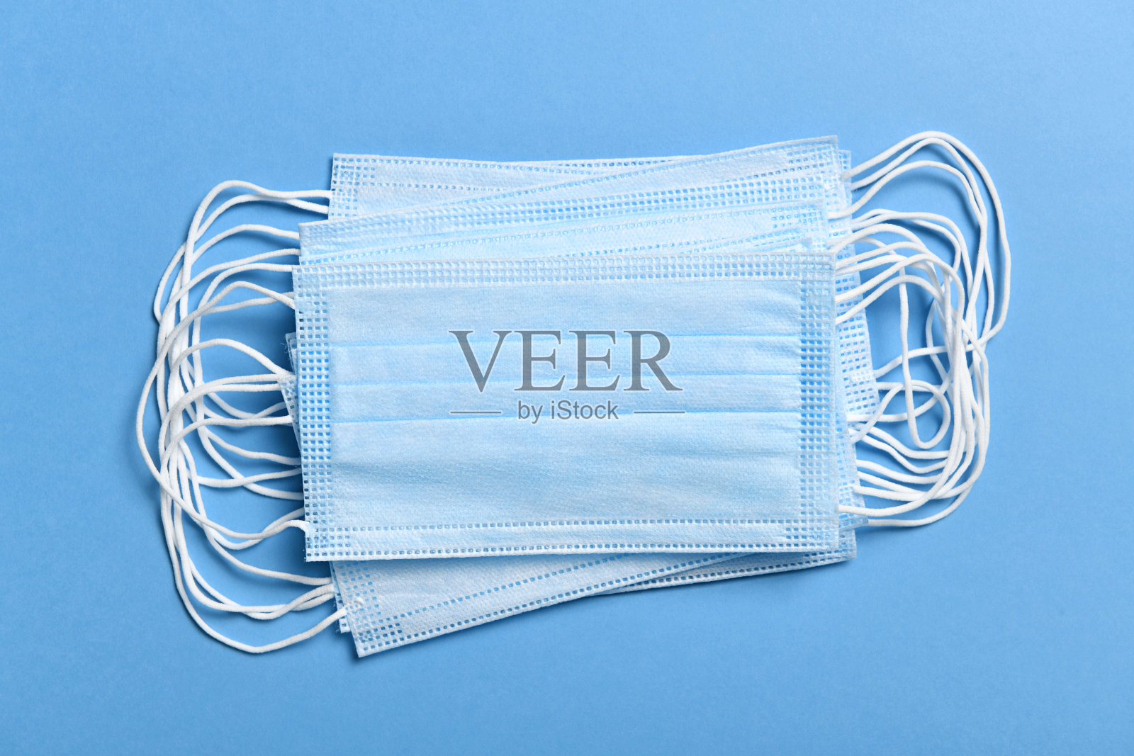 医用防护口罩，用于保护呼吸道免受病毒、细菌、冠状病毒或其他感染照片摄影图片