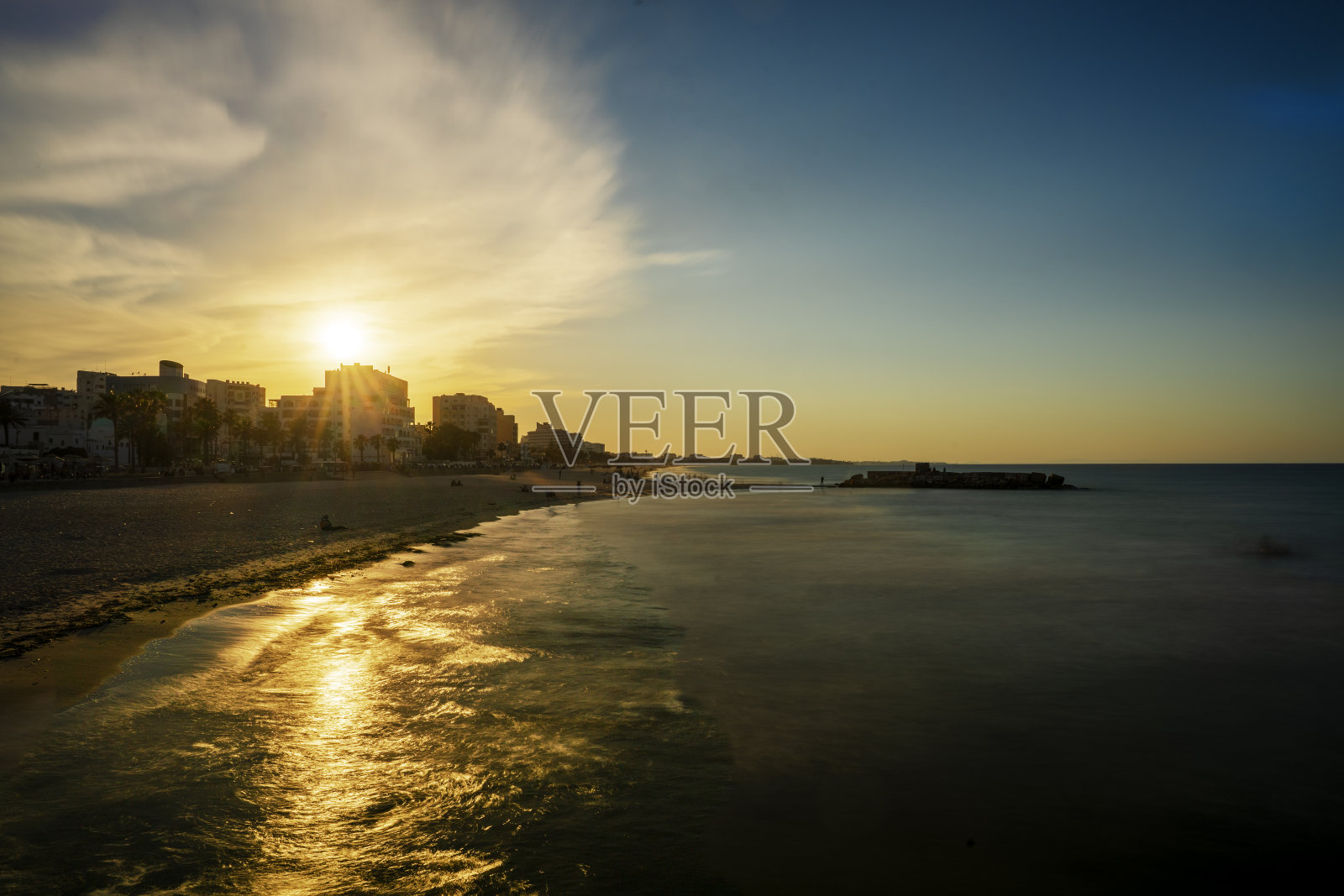 苏塞布贾法尔的一天结束了照片摄影图片