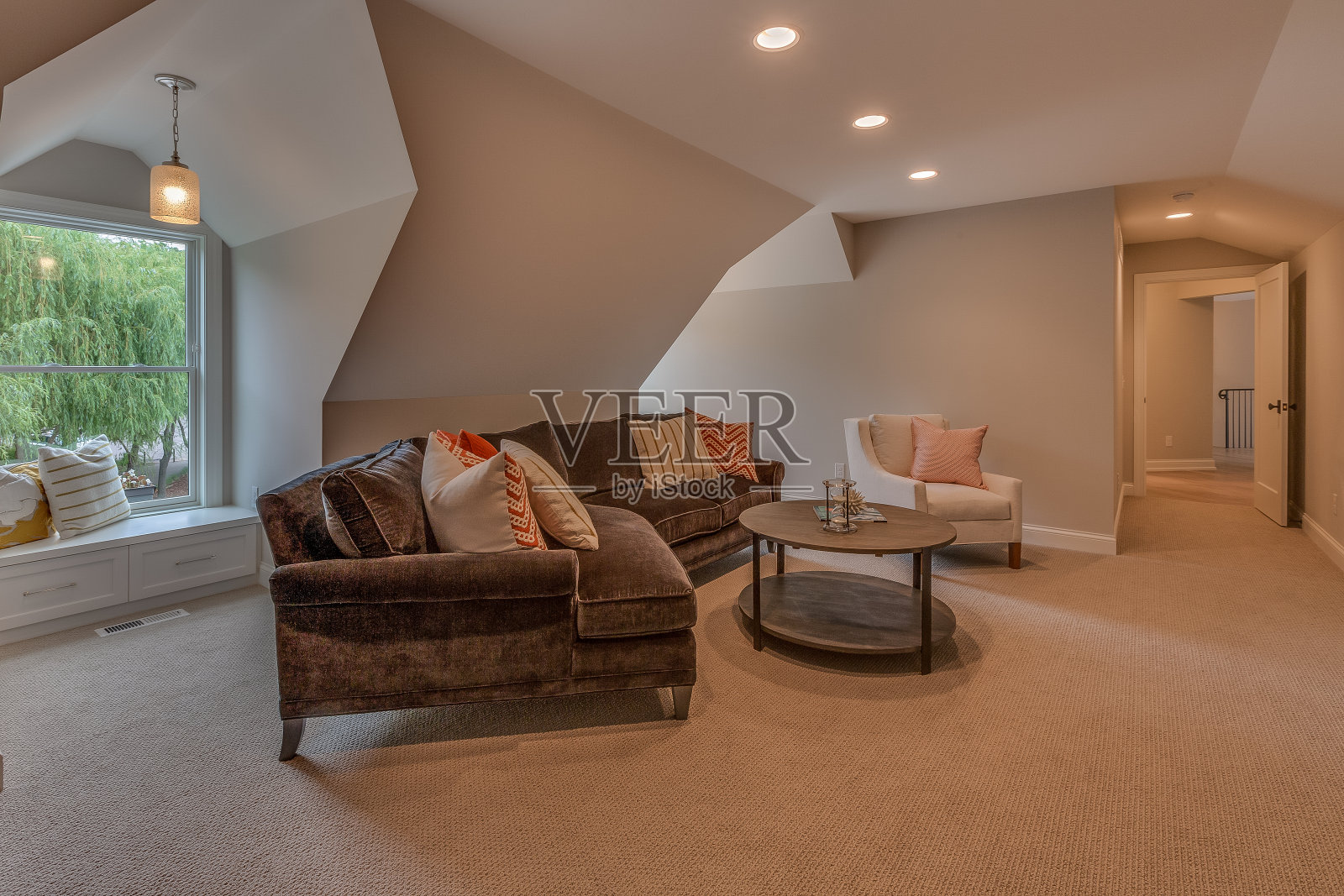 楼上的客厅照片摄影图片