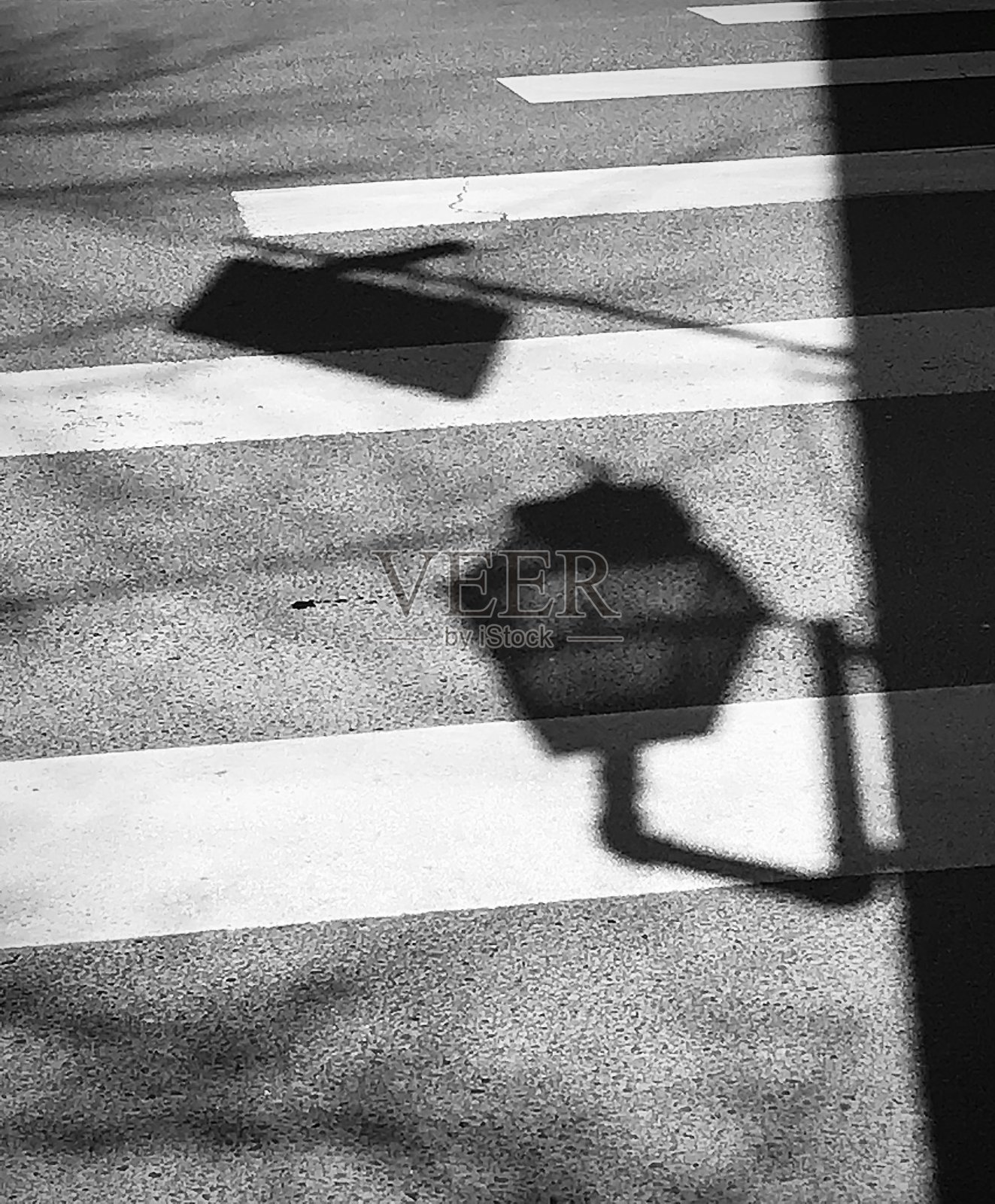 人行横道的影子照片摄影图片