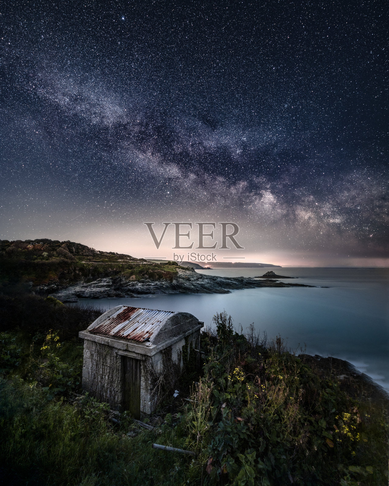 《贝西海湾》，恩尼斯一家，康沃尔，英国照片摄影图片