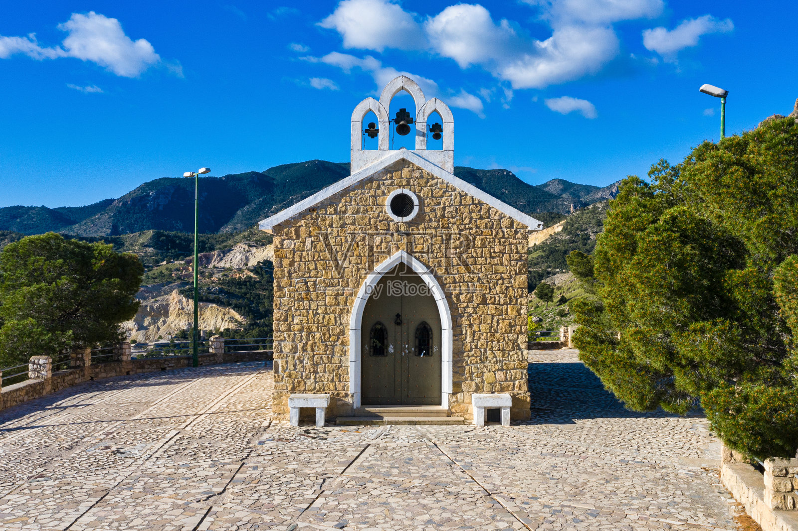 西班牙穆尔西亚地区Cieza的La Virgen del Buen acero Sanctuary照片摄影图片