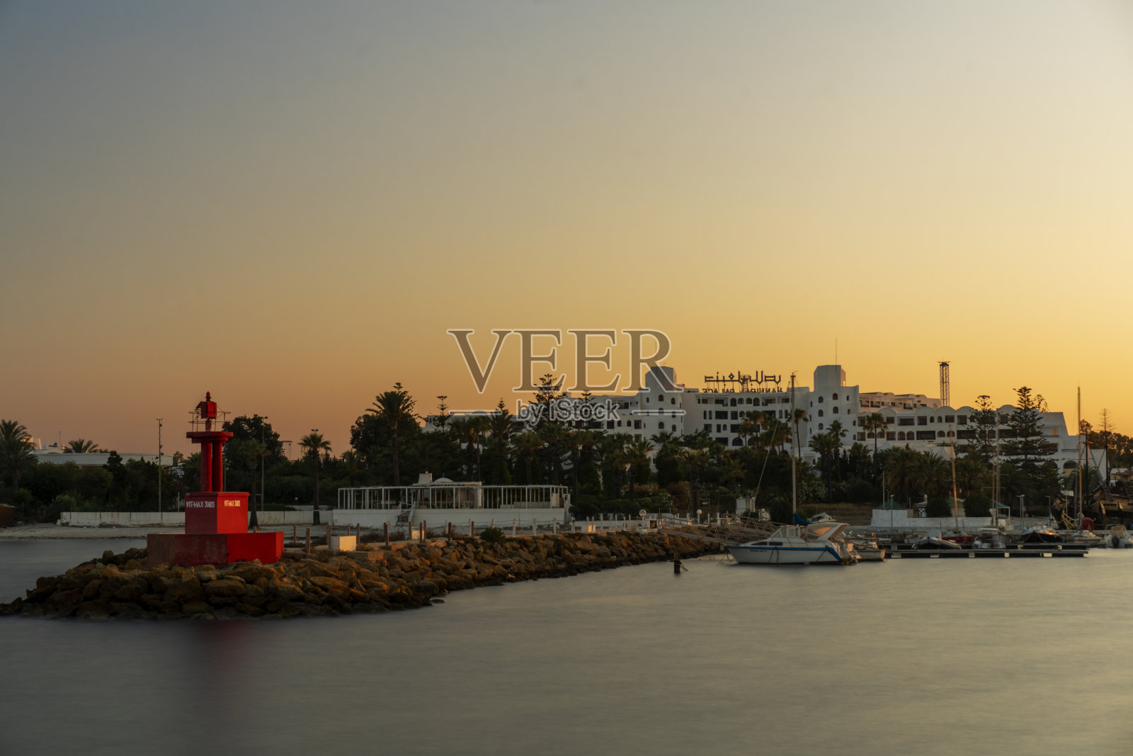 El Kantaoui码头的日落天空照片摄影图片