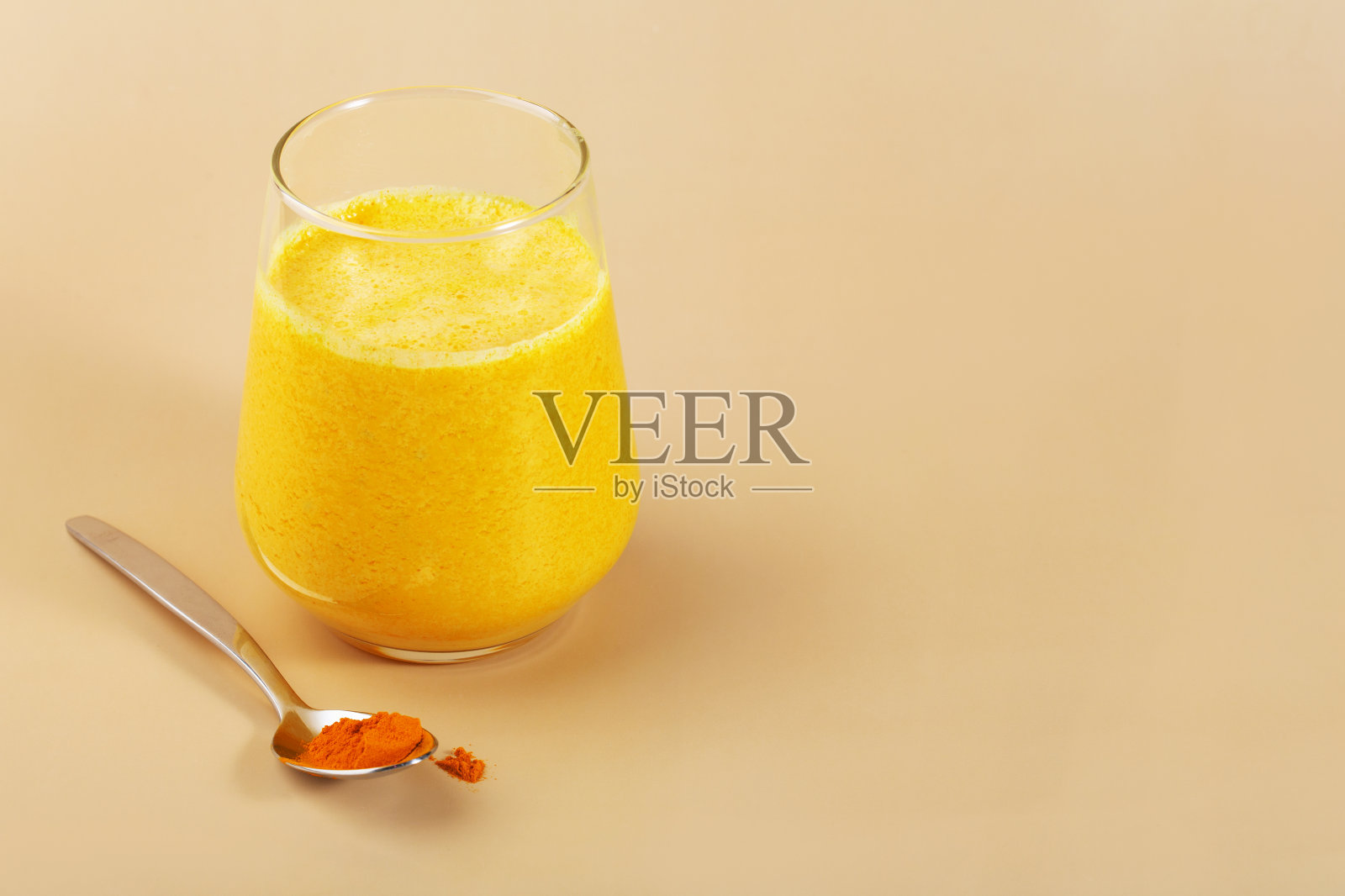 姜黄芒果沙拉照片摄影图片