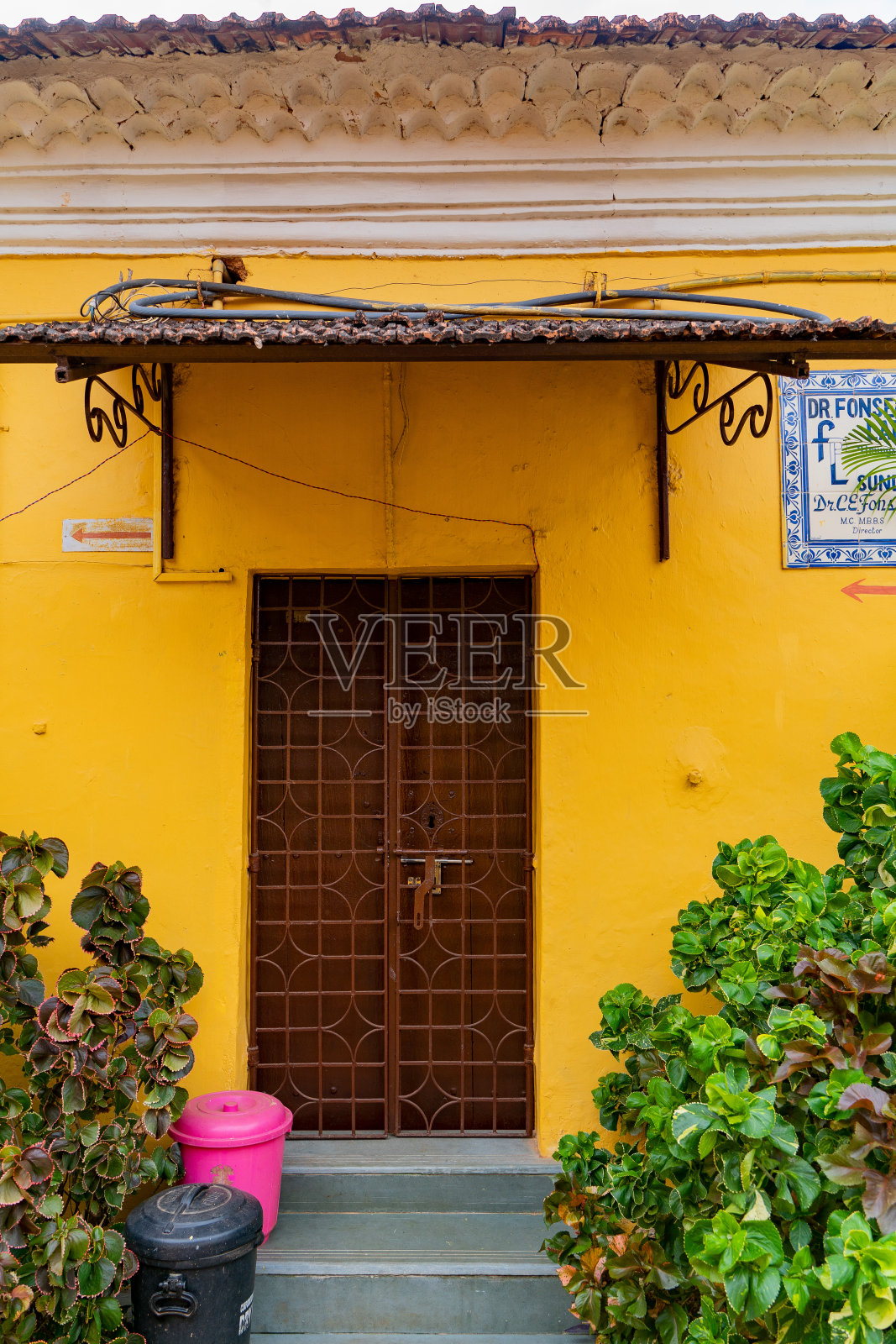 美丽的窗户和墙的房子在fontainhas Panjim果阿。照片摄影图片