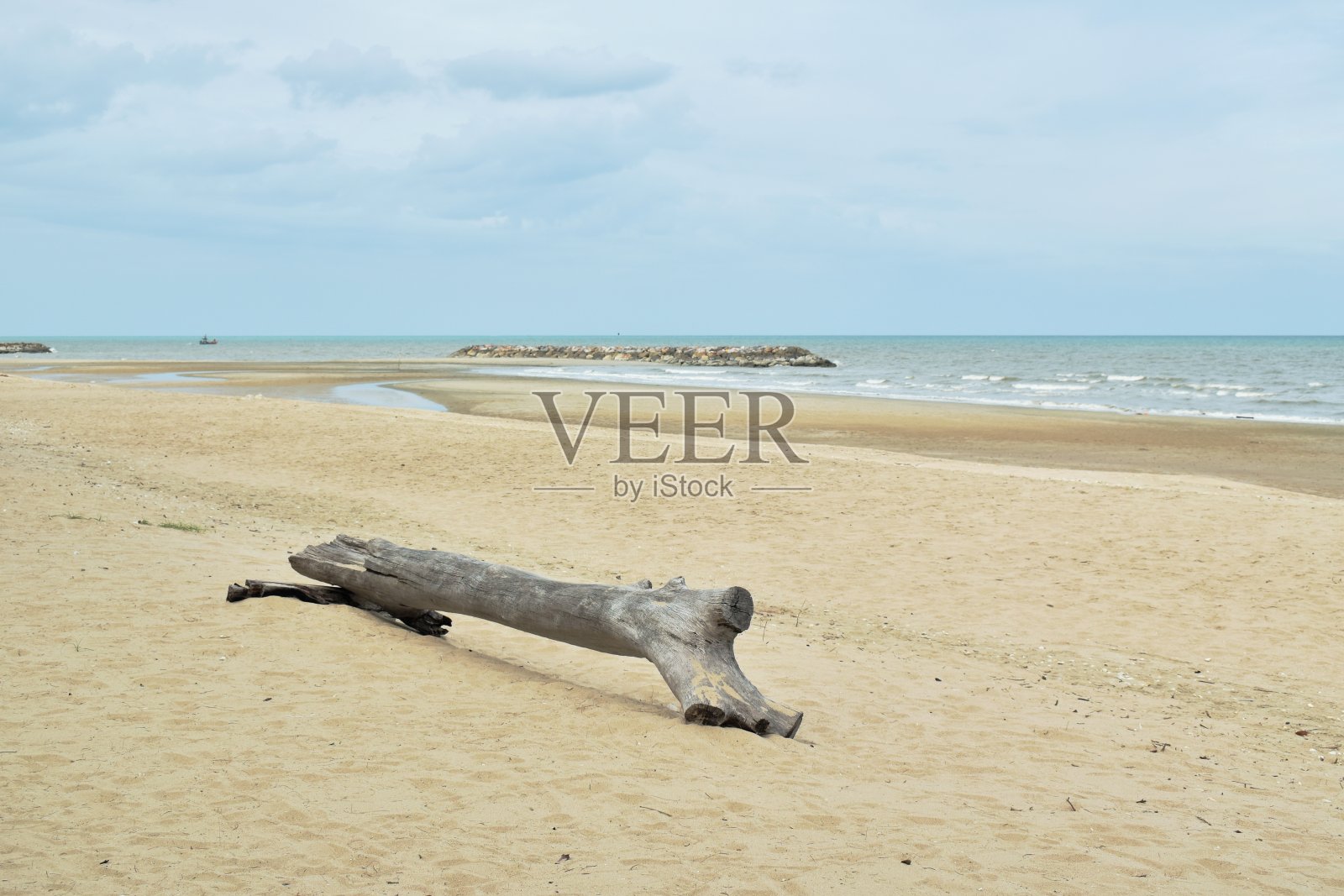 泰国赵三兰海滩的海滩景观照片摄影图片