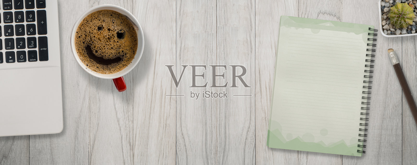 顶层微笑咖啡和工作区域照片摄影图片