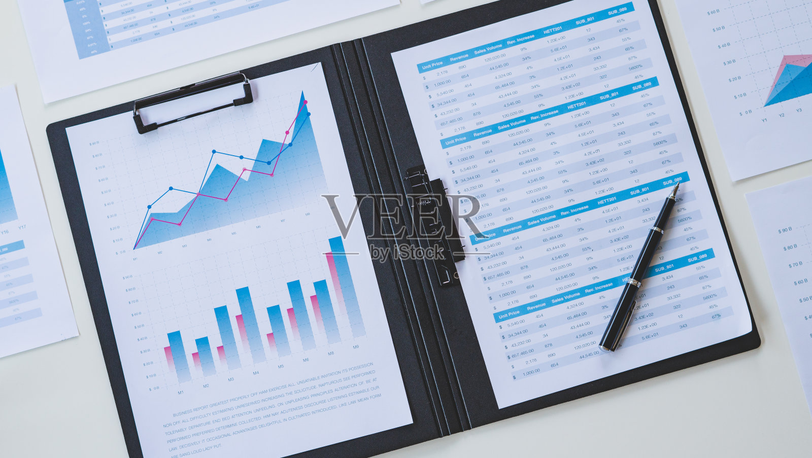 商人工作计算数据文档图形图表报告市场调研发展规划管理策略分析财务会计。业务办公室的概念。照片摄影图片