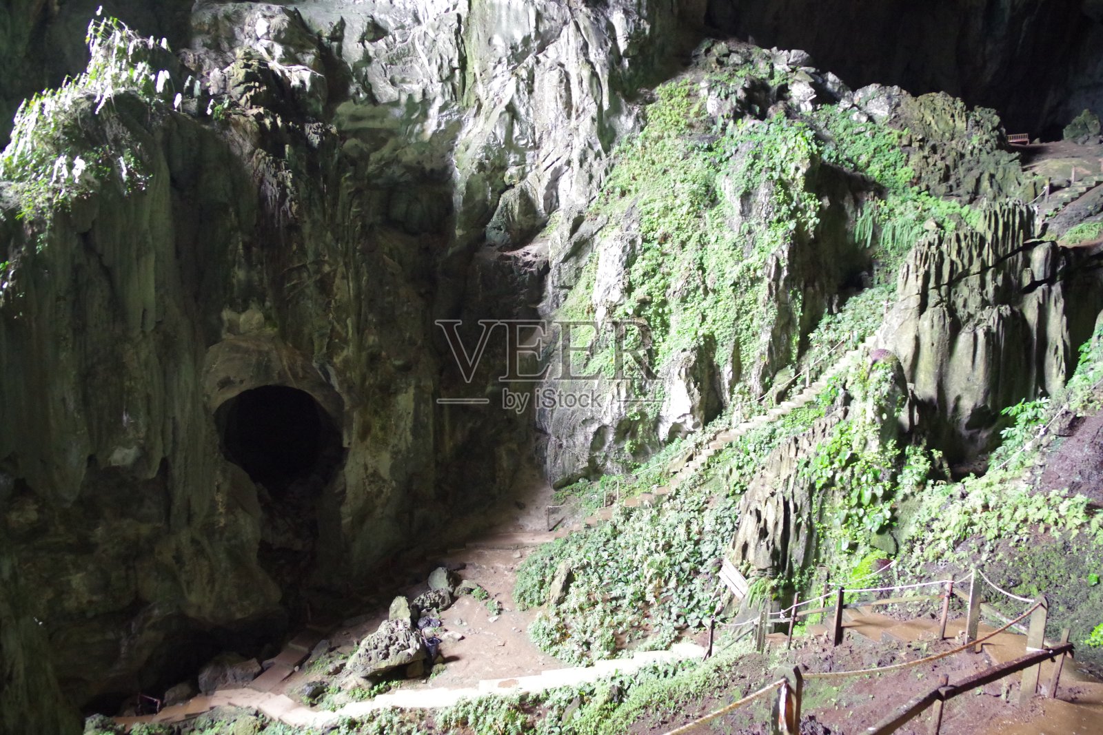 包沙捞越的仙洞照片摄影图片