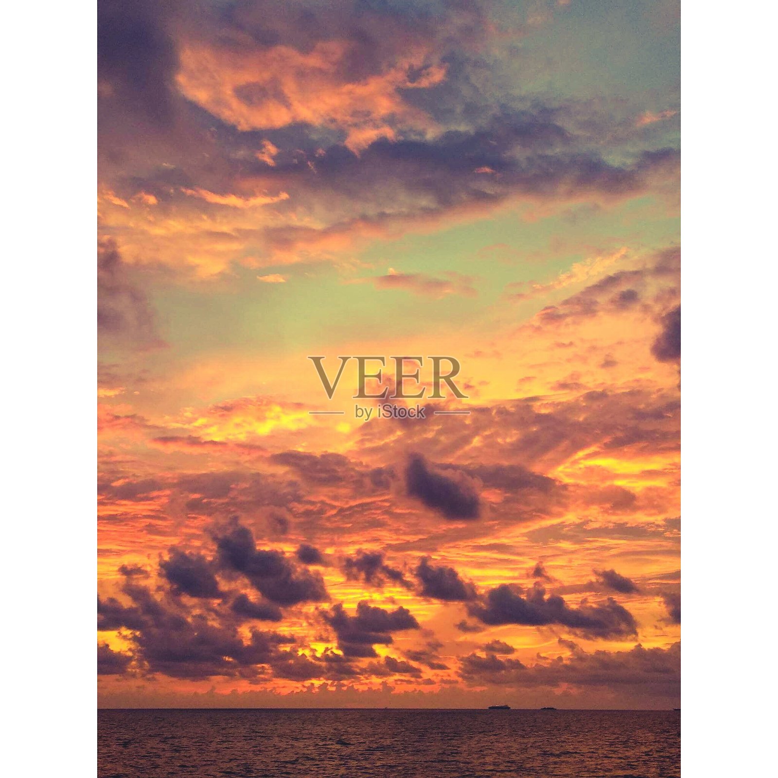 夕阳在美里照片摄影图片