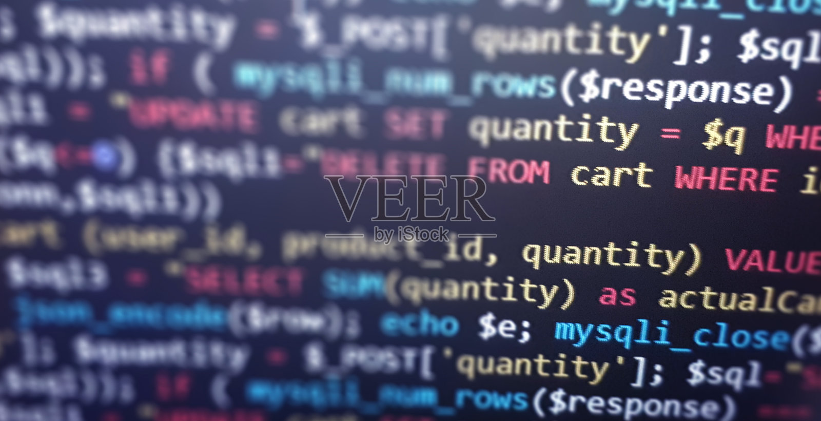 彩色编程php和html代码上的监视器。PHP语言代码的特写。后台编程，软件开发理念照片摄影图片