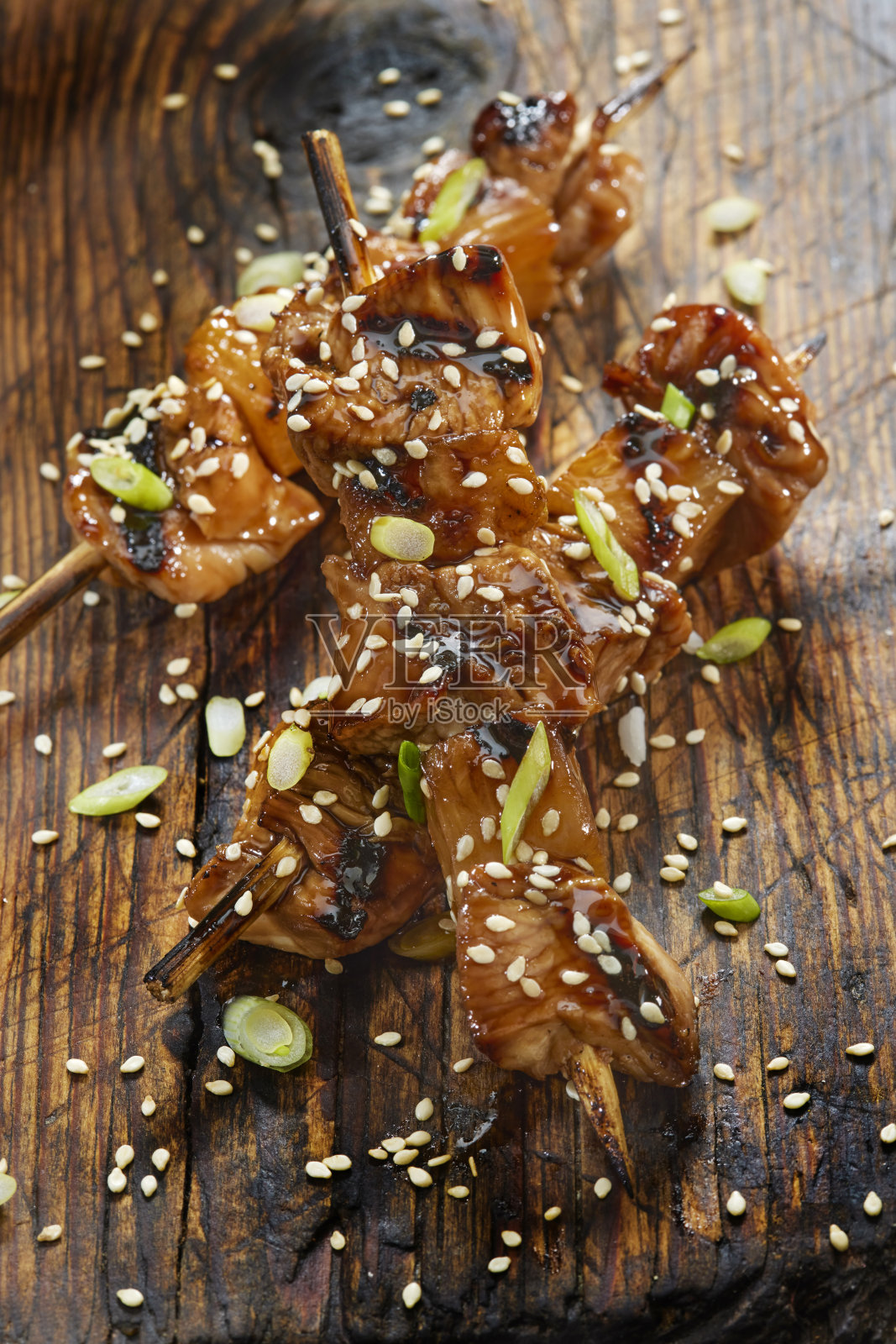 菠萝烤鸡串照片摄影图片