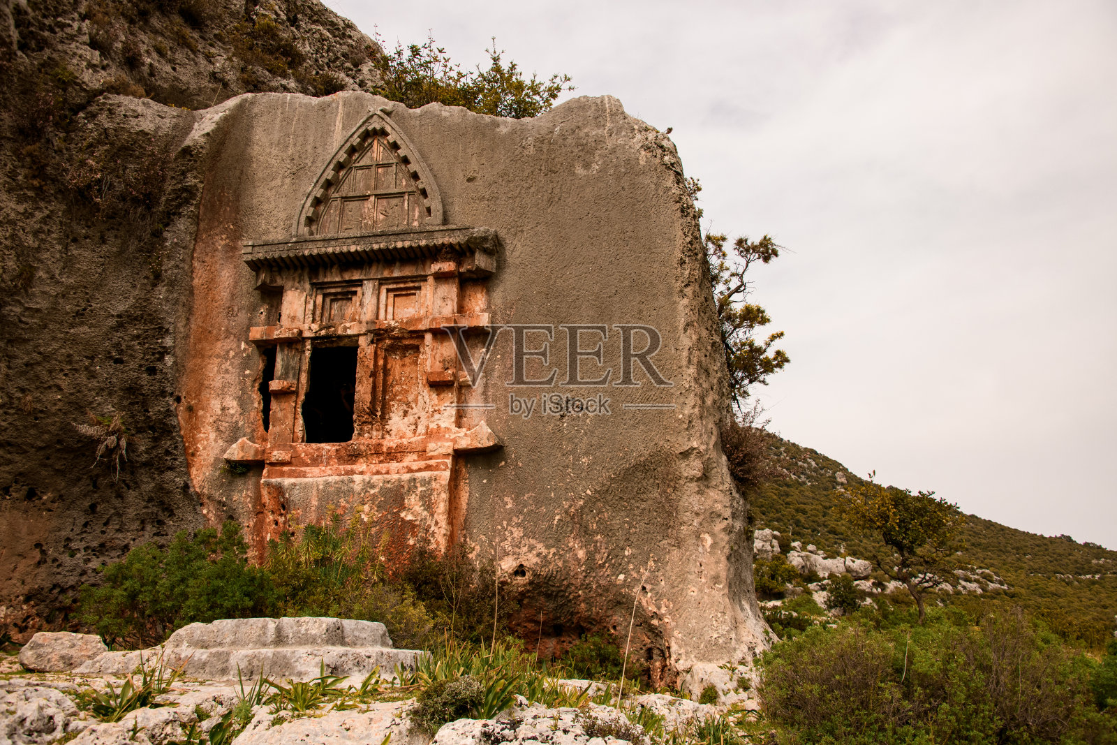 古利西亚岩墓古城观照片摄影图片