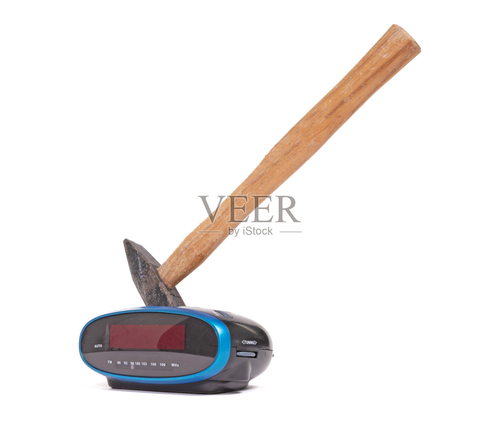 睡眠的概念——敲打的无线电时钟，孤立的白色照片摄影图片