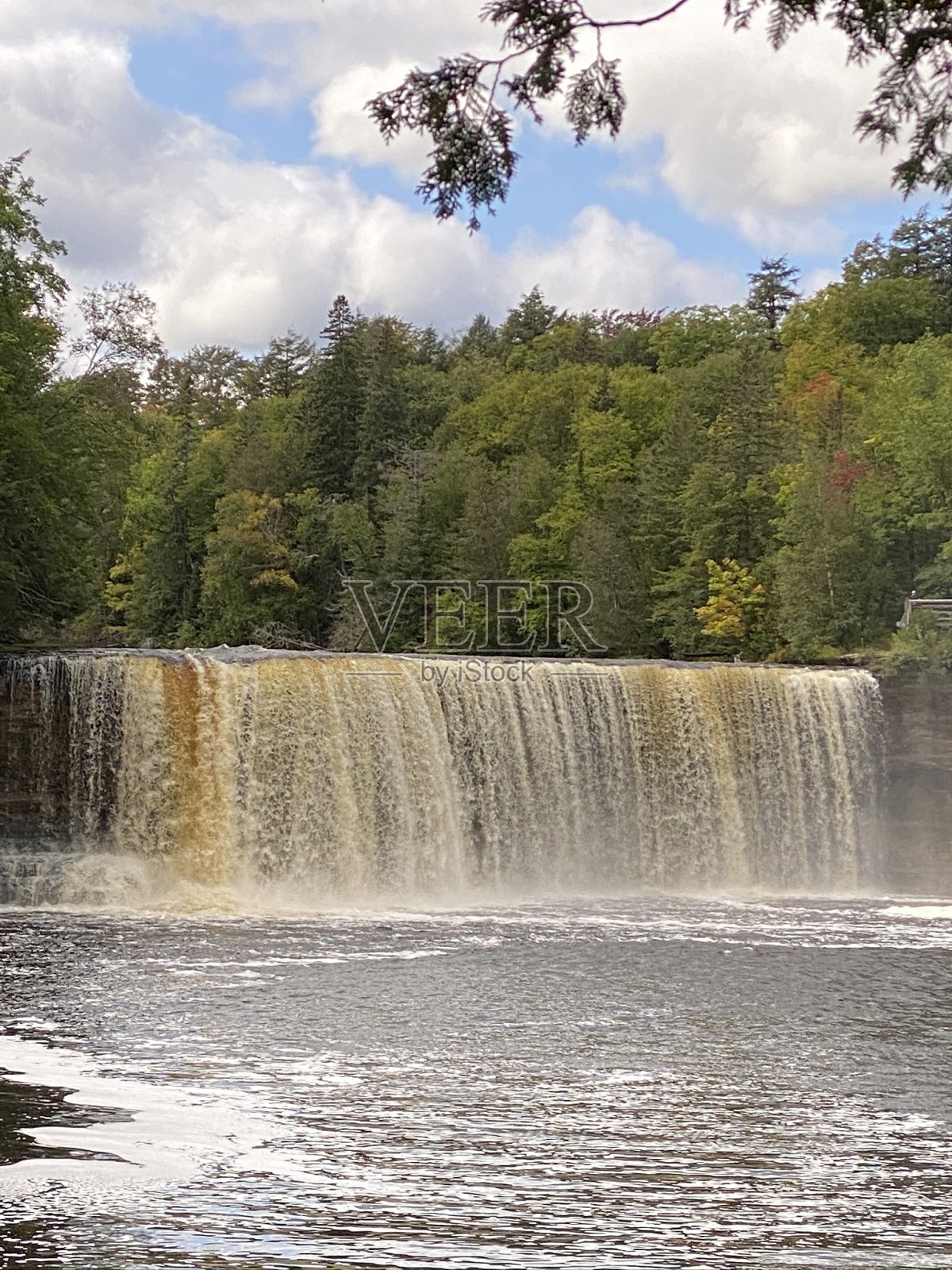 Tahquamenon瀑布照片摄影图片