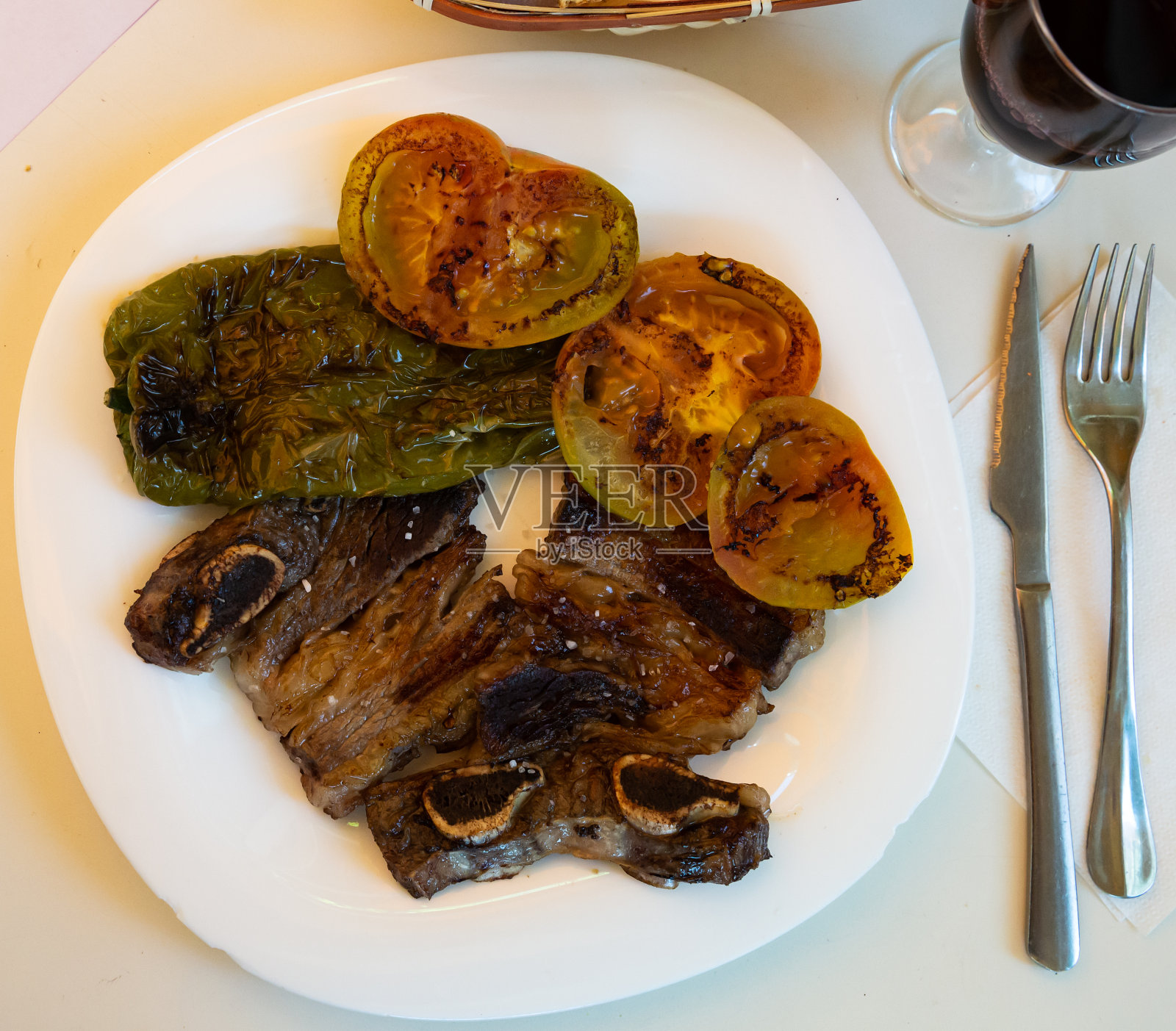 俯视图加利西亚巴西烤牛排骨照片摄影图片