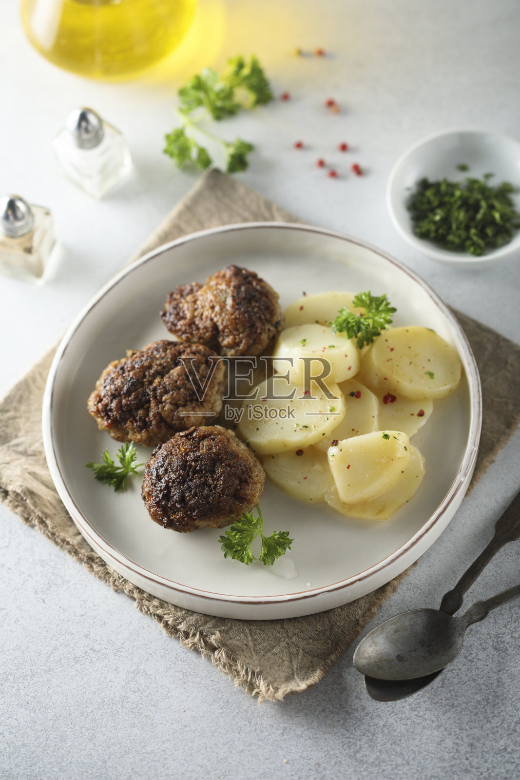 汉堡包和土豆照片摄影图片