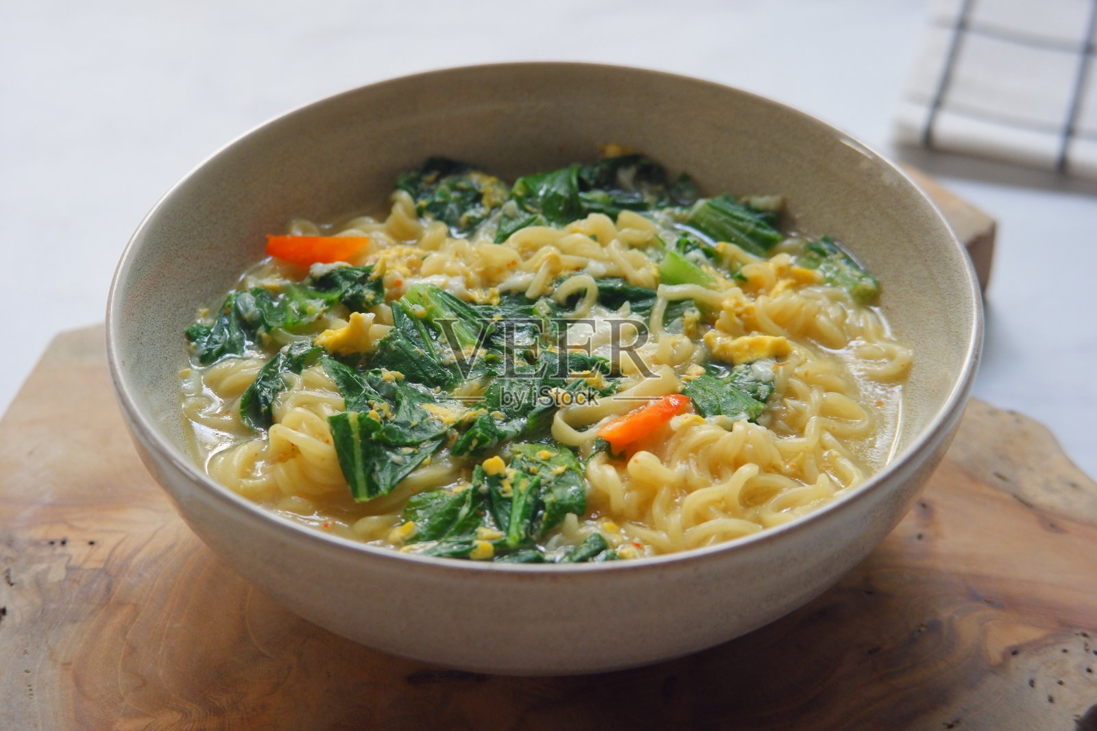 面条汤照片摄影图片