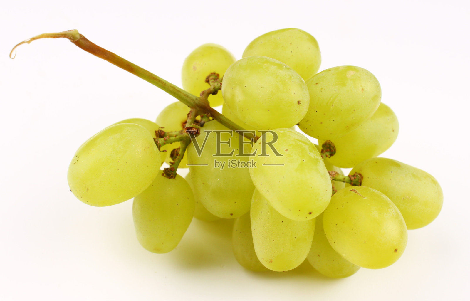 黄色葡萄Sultana Thompson无籽Kishmish在白色的背景照片摄影图片