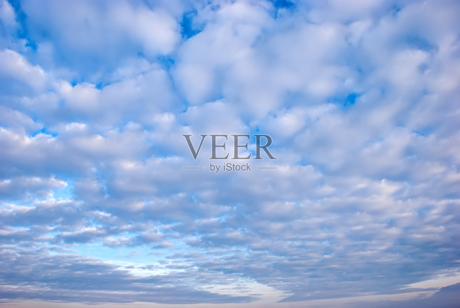 美丽的夜空和美丽的云彩照片摄影图片