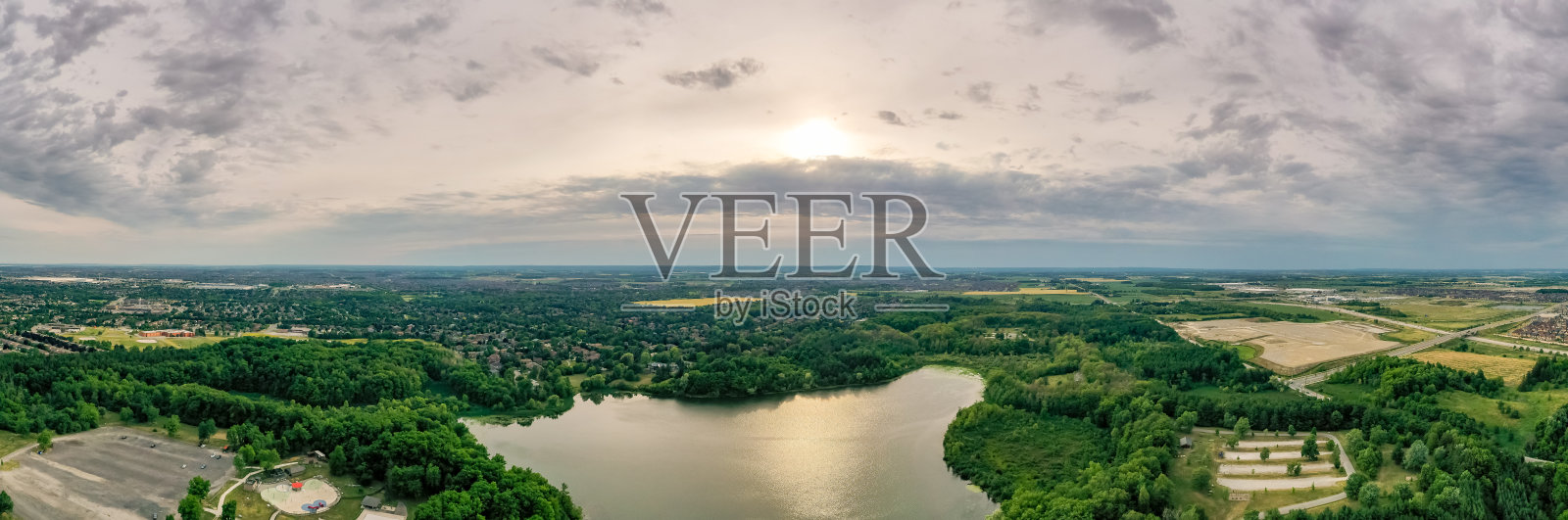 加拿大安大略省布兰普顿的心湖保护公园照片摄影图片