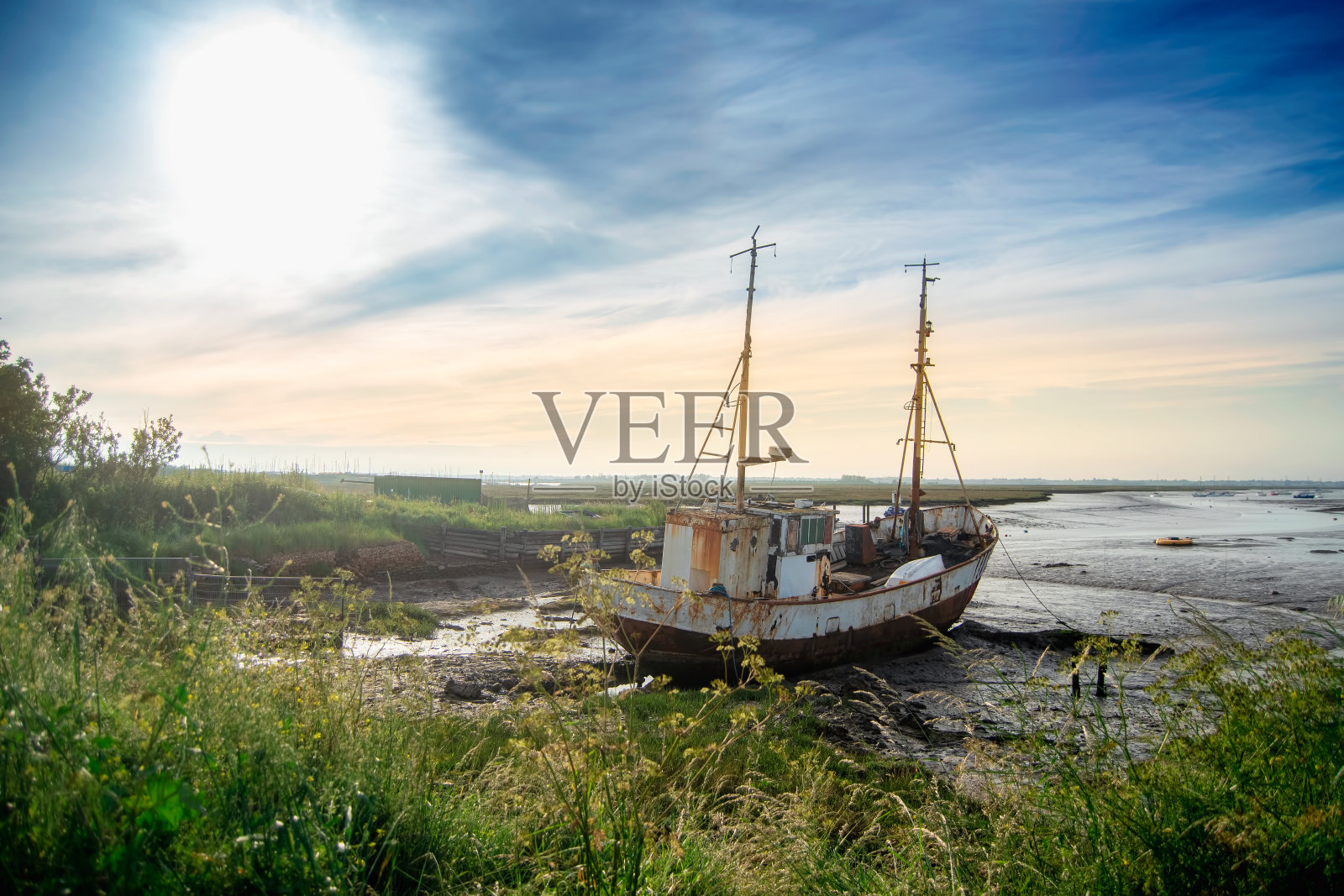 废弃的船照片摄影图片