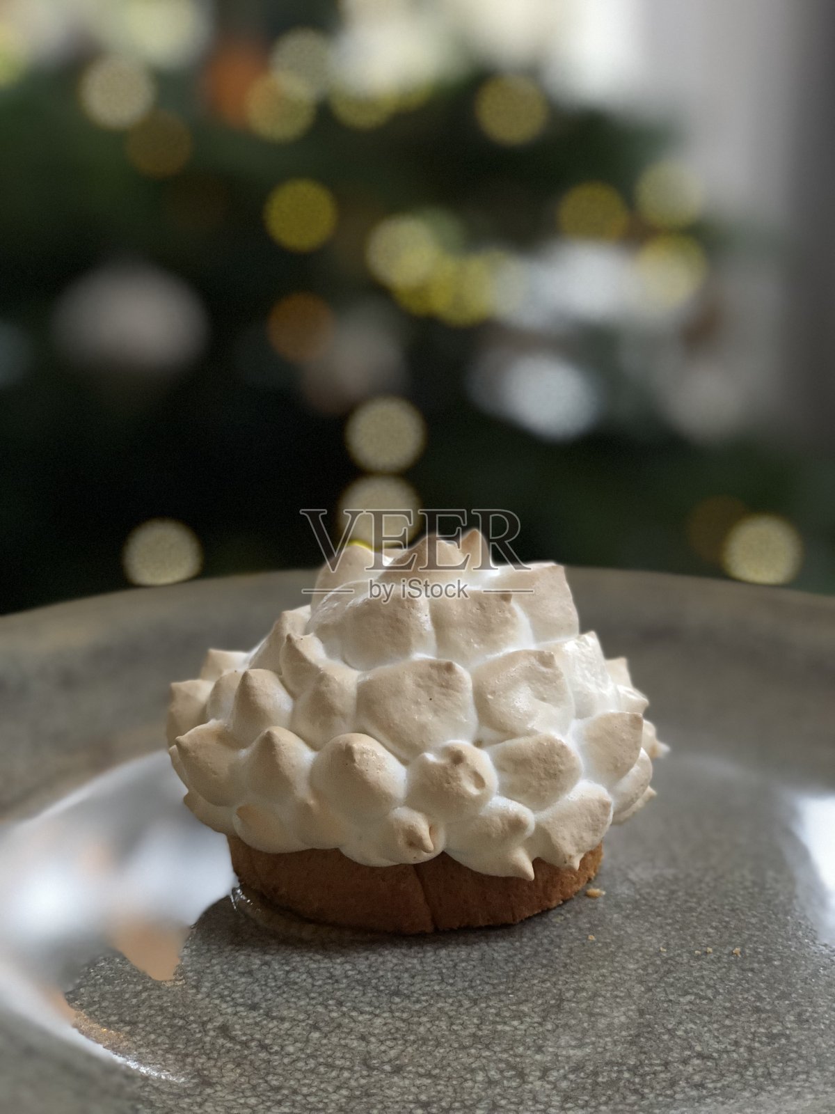 柠檬蛋白酥皮饼照片摄影图片