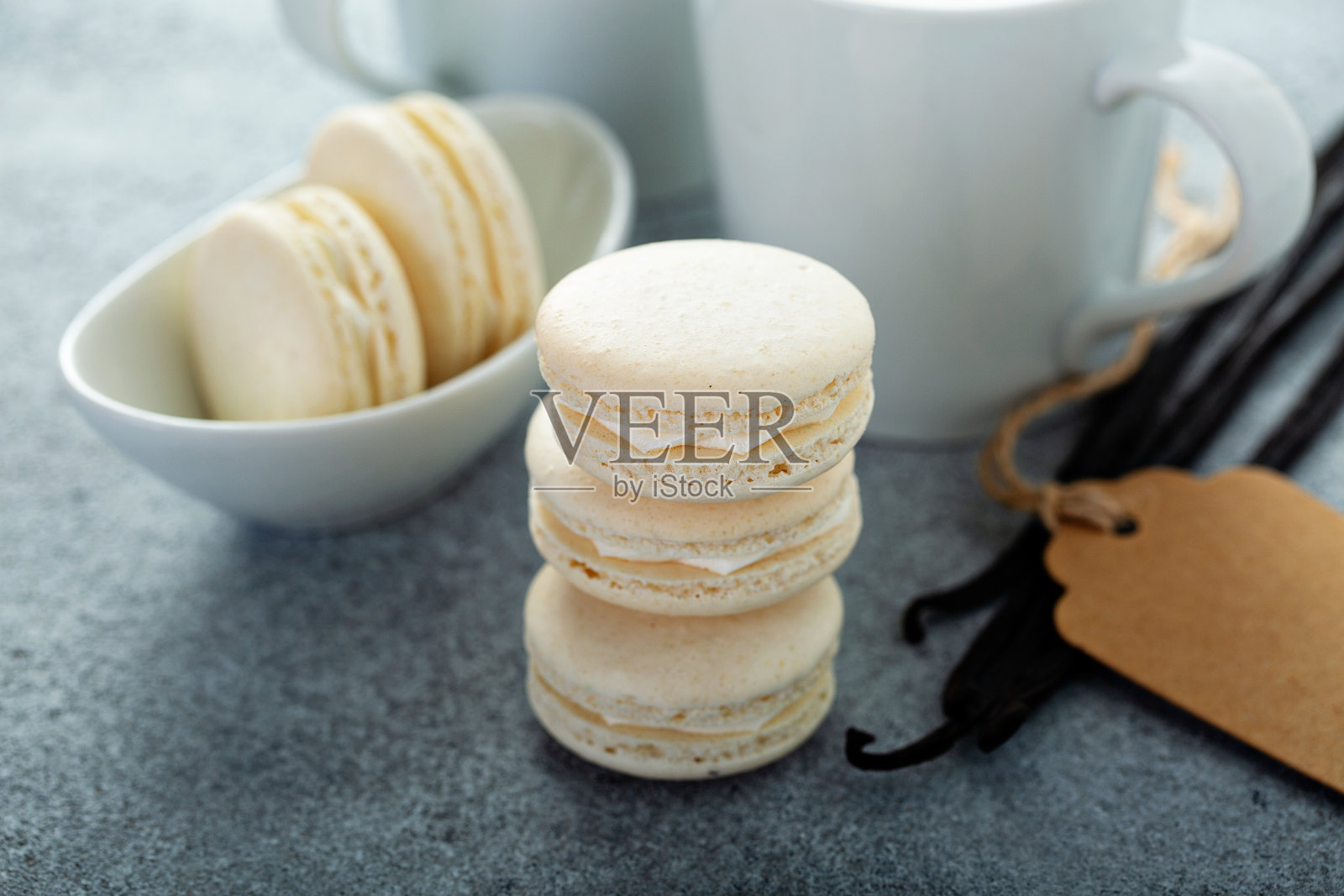 香草马卡龙堆放照片摄影图片