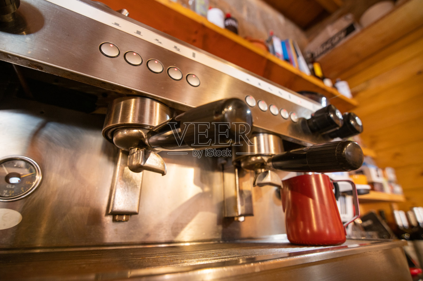 自助餐厅的咖啡机照片摄影图片