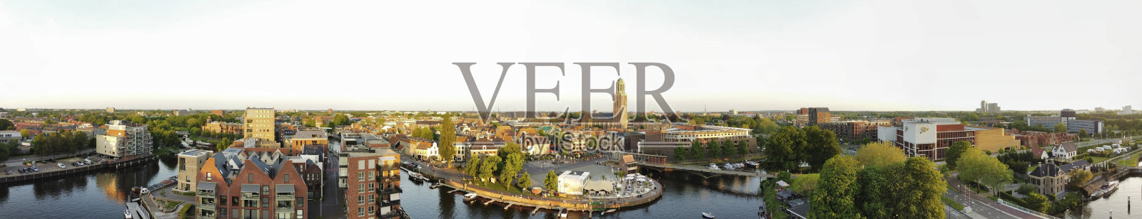 兹沃勒鸟瞰图的春天全景日落照片摄影图片