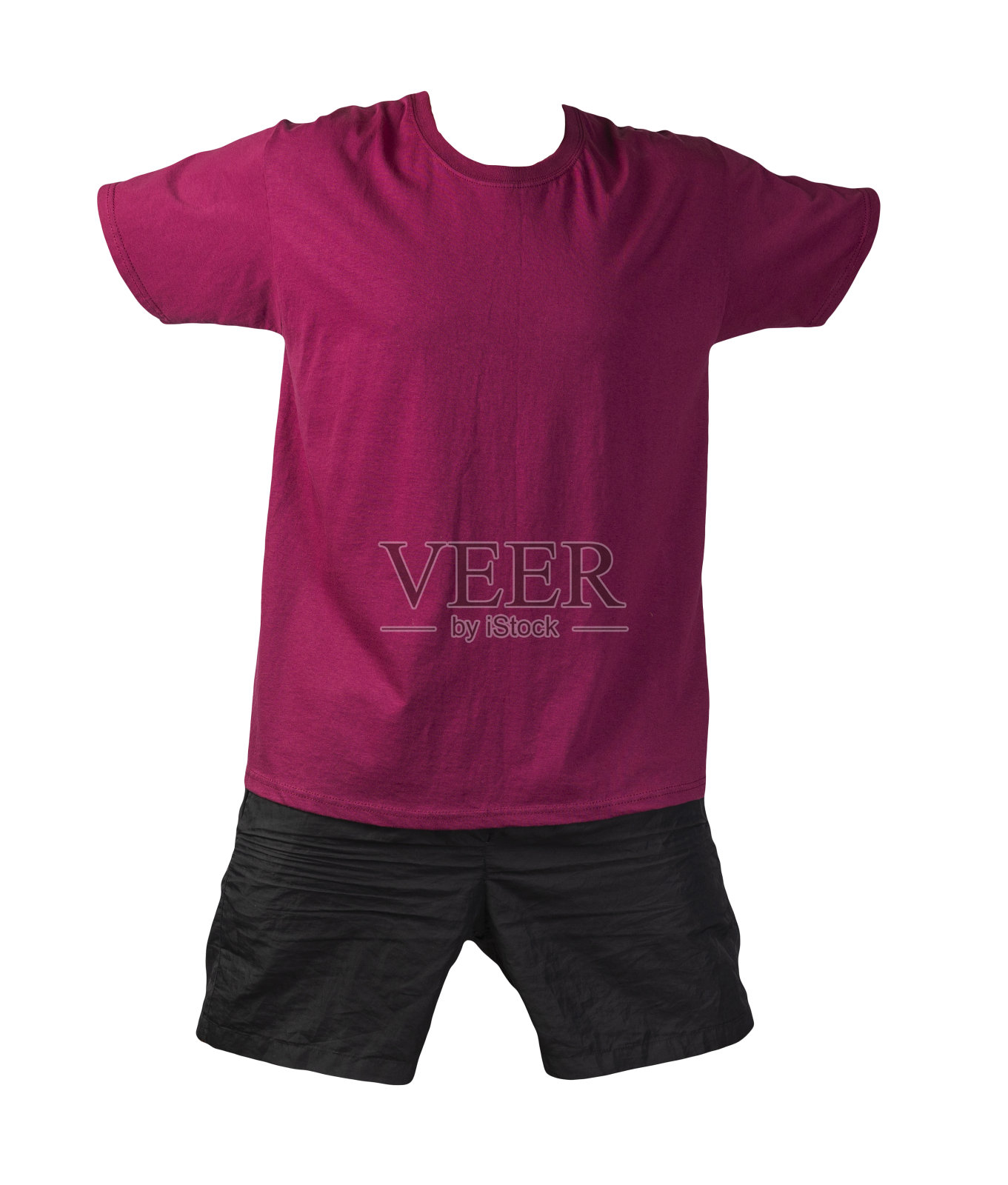 男子运动短裤和t恤孤立在白色背景照片摄影图片