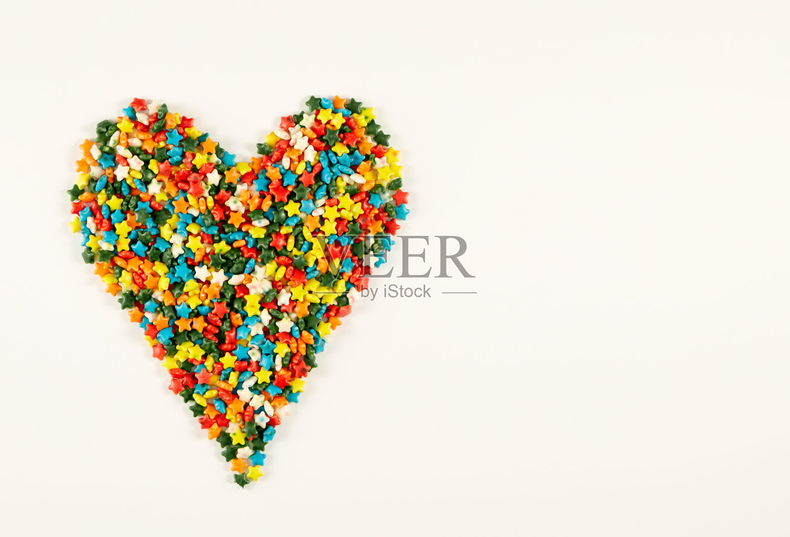 五颜六色的心形不同的五彩缤纷的点缀照片摄影图片