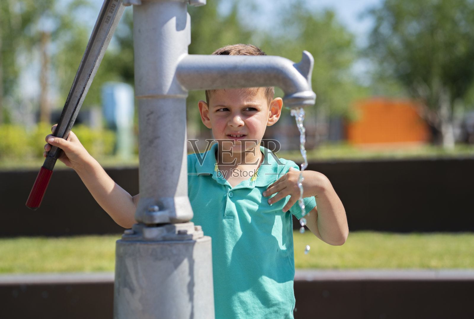 城市的夏天照片摄影图片