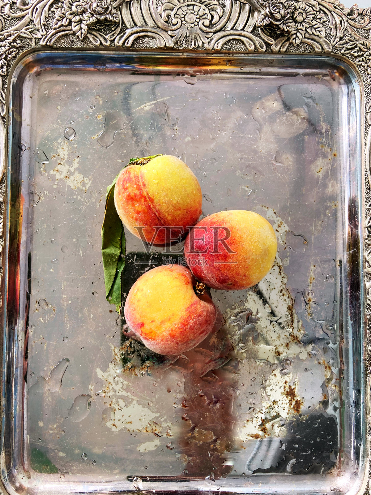 鲜桃，质感水果，背景光线照片摄影图片