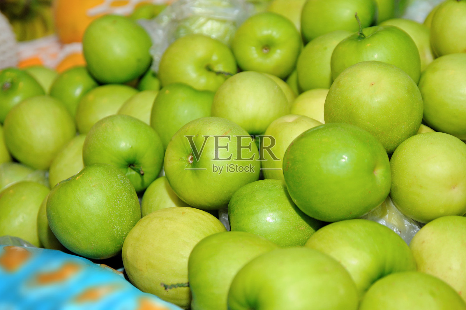 猴子苹果，泰国曼谷的小吃街市场照片摄影图片