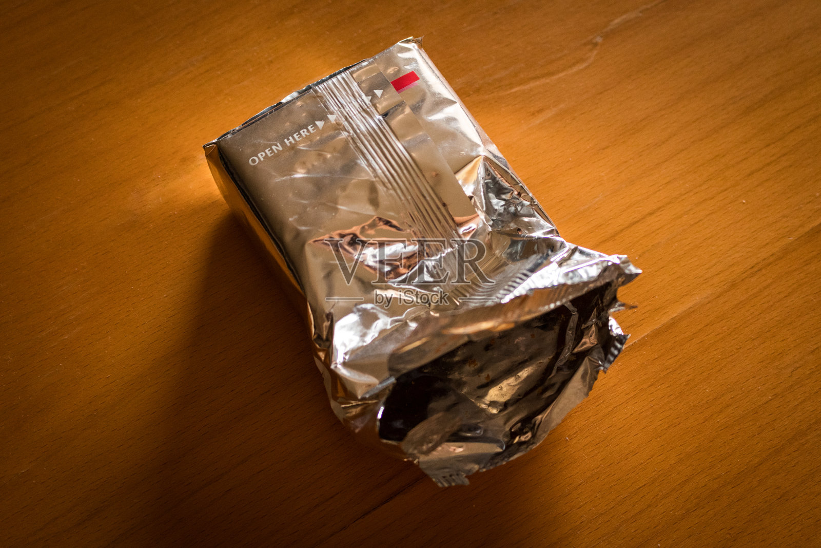 把香囊盒开错了照片摄影图片