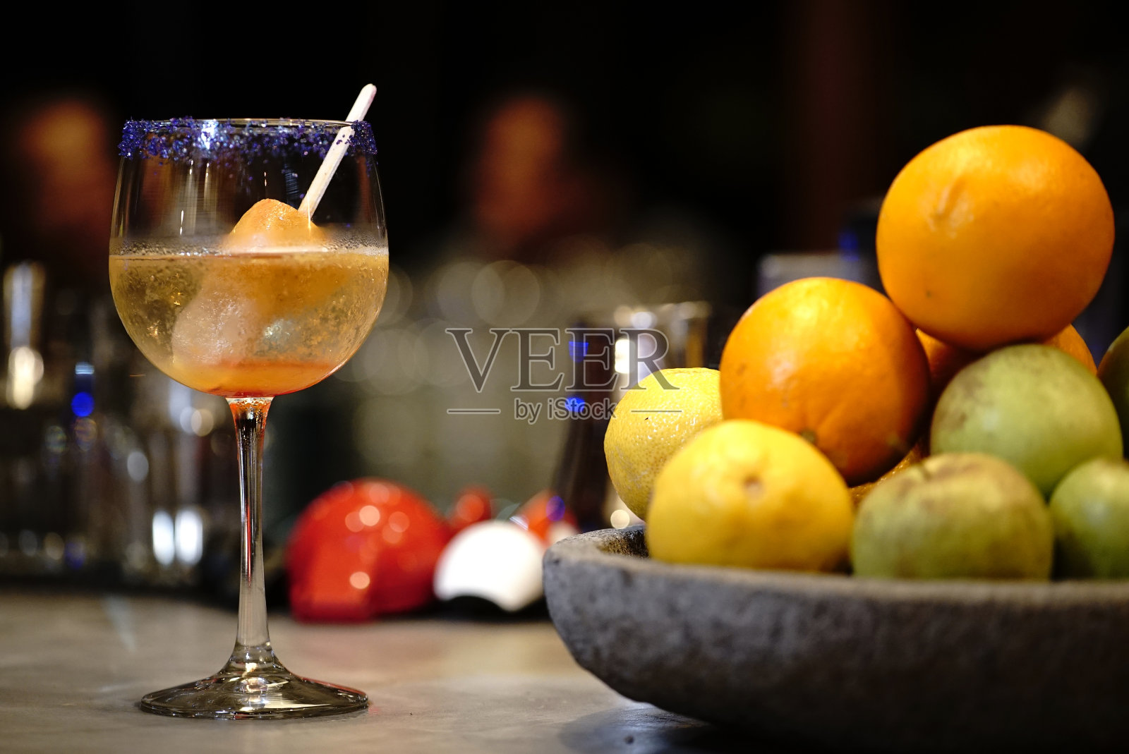 清爽夏日酒精鸡尾酒冰棒照片摄影图片