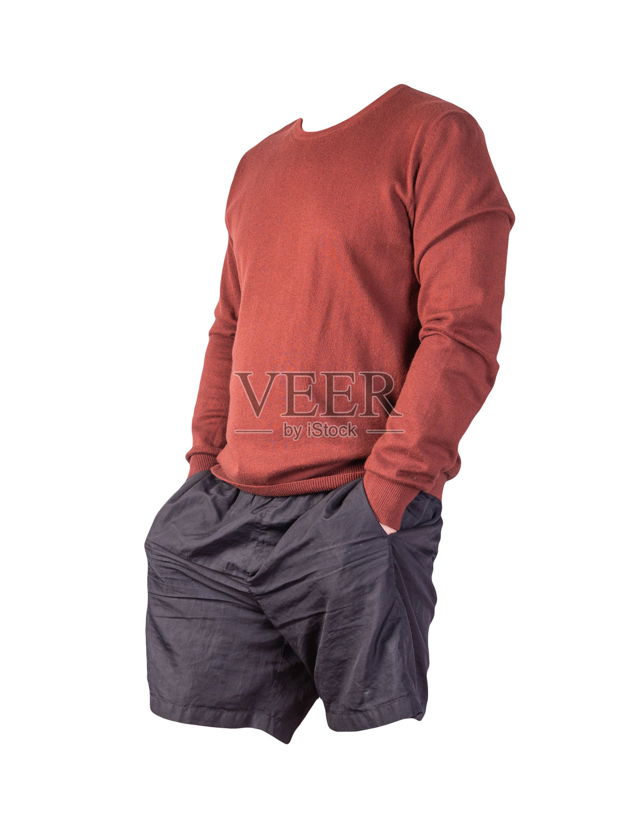 针织毛衣和短裤孤立的白色背景。每天穿的衣服照片摄影图片