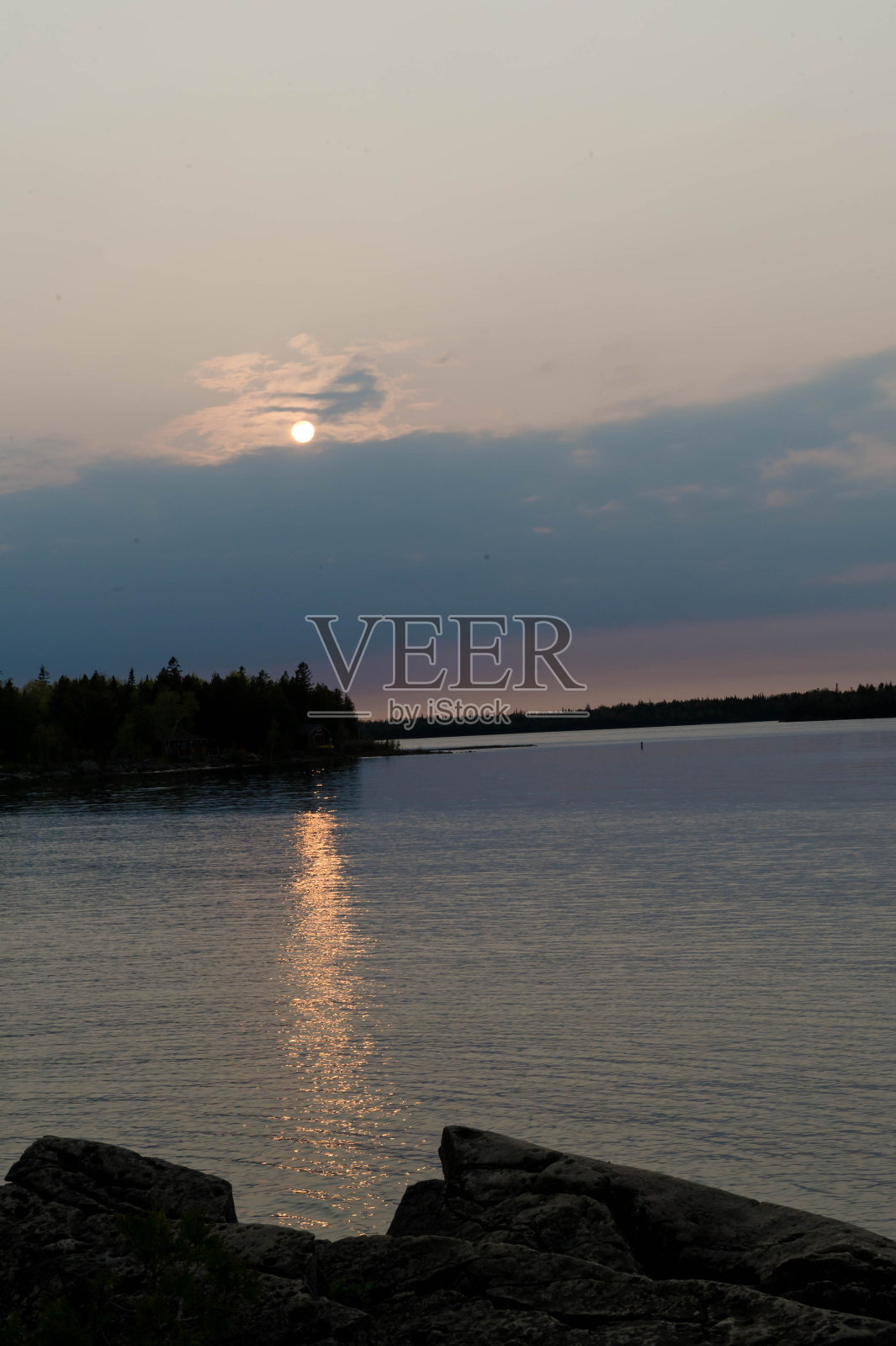水域边缘照片摄影图片
